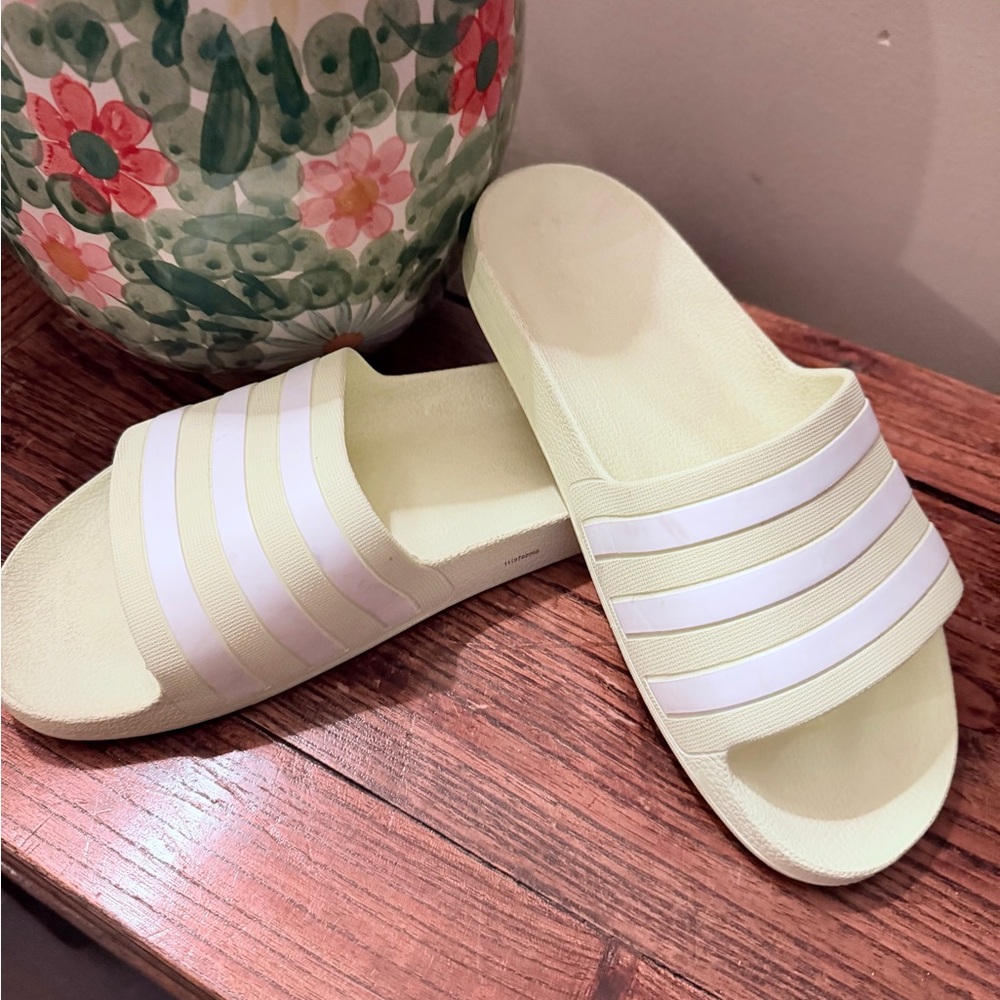 Adidas Women's Light Yellow Slides
